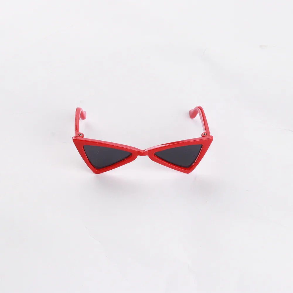 Pet Products Lovely Vintage Triangle Cat Sunglasses Reflection Eye Wear Glasses for Small Dog Cat Pets Photos Props Accessories