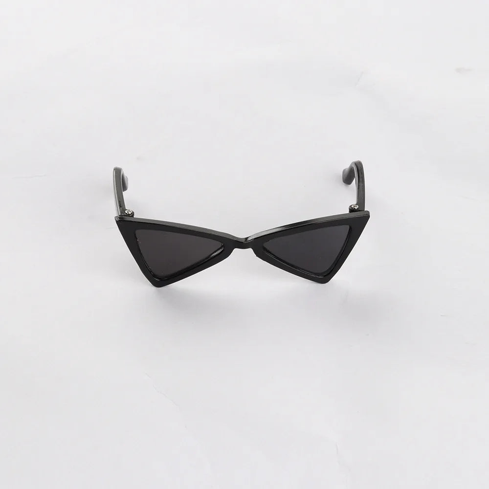 Pet Products Lovely Vintage Triangle Cat Sunglasses Reflection Eye Wear Glasses for Small Dog Cat Pets Photos Props Accessories